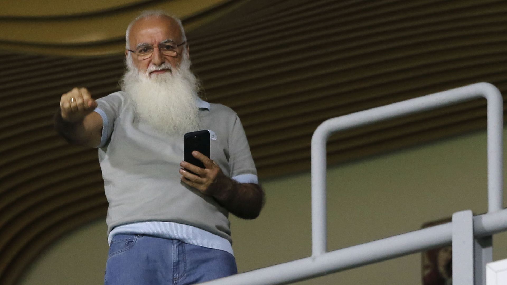 Ας αφήσει τον Πόντο και την πίστη ο Ιβάν PaixeBala.gr